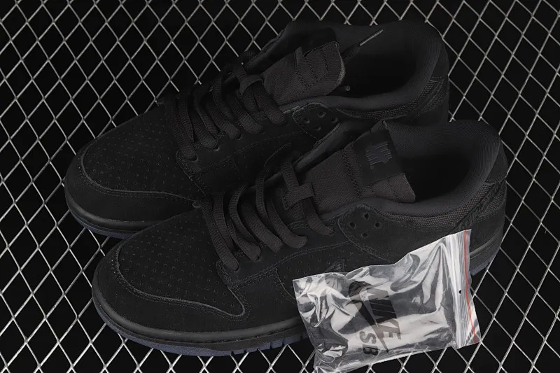 All Categories Nk SB Dunk Series Nk SB Dunk Low Low-top sneakers Pure original version UNDFEATED x Nk Dunk Low Black Soul color dunk series low-top casual sports skateboard shoes DO9329-001